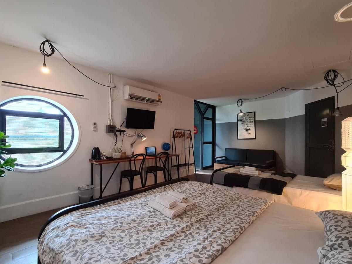 Hand hotel Bangsaen Exteriör bild